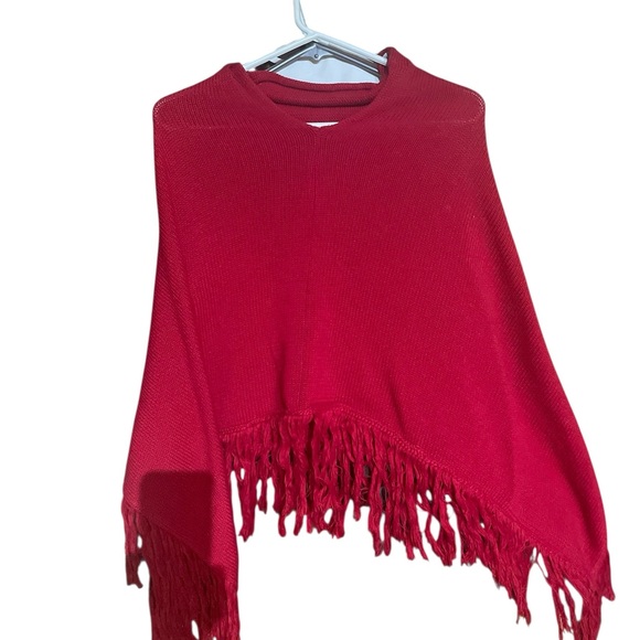 Cousin Johnny red Poncho - Picture 4 of 5